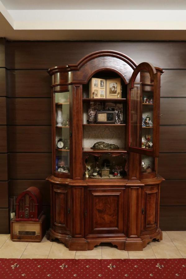 Hotel Art Montana Predeal Esterno foto
